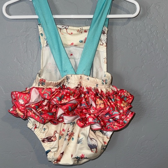 Honey Bean Floral Chicken Print Baby Romper - Picture 2 of 6